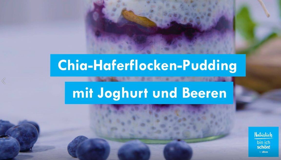 Rezept: Chia Pudding mit Beeren & Minze